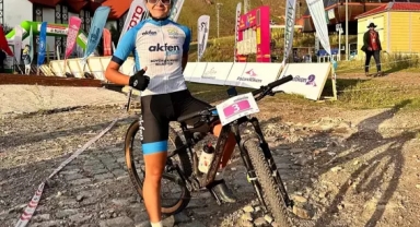Milli sporcu Ekin Ereke, bisiklette U23 Türkiye şampiyonu oldu