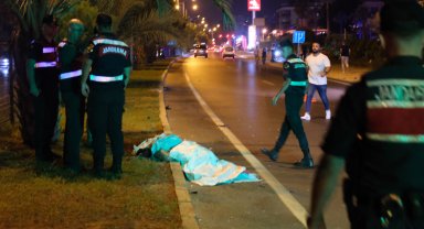 Motosiklet sürücüsünün çarptığı Ukraynalı kadın öldü