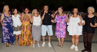 Parkta serinleten şarkılar