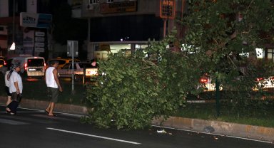 Antalya'da Şiddetli fırtına etkili oldu