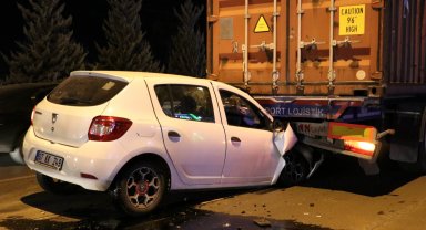 TIR'ın altına girdi, burnu bile kanamadı