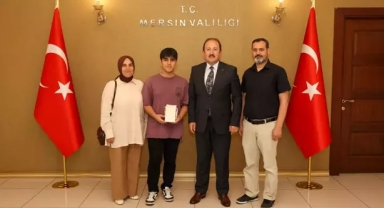 Vali Pehlivan, TYT birincisini tebrik etti