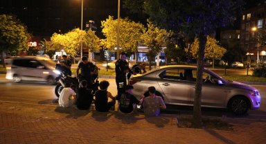 Yola attıkları poşetten uyuşturucu madde çıktı