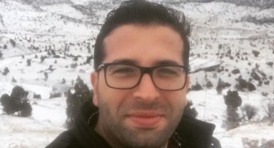 Eski beldeyi başkan yardımcısı, düğünde eski meclis üyesini öldürdü
