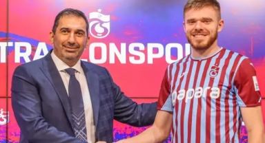 Trabzonspor'da yeni transfer Batagov için imza töreni düzenlendi