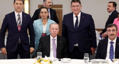Cumhurbaşkanı Erdoğan ve Cevdet Yılmaz'a 'esnaf' dosyası