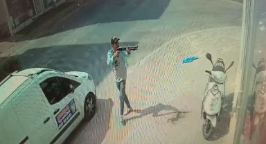 Husumetlisinin iş yerine pompalı tüfekle ateş açtı