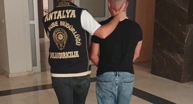 İki dolandırıcı tutuklandı