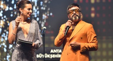 61'inci Altın Portakal, 'Onur' ve 'Başarı' ödülleri ile başladı