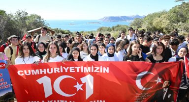 Antalya, Mustafa Ertuğrul'un izinde yürüdü