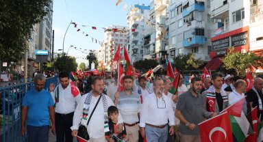 Antalya'da Filistin'e destek yürüyüşü