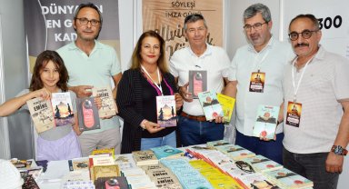 Antalyalı yerel şair ve yazarlar fuarda