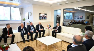 Bosna heyetinden Başkan Böcek'e ziyaret