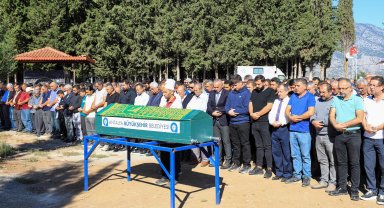 Kalp krizinden ölen başpehlivan Altun son yolculuğuna uğurlandı