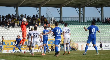 Serik FK, evinde Bucaspor'u yendi