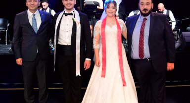 Altın kemerli güreş ağasından oğluna görkemli düğün