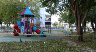 Antalya'da 2'si çocuk 4 kişinin yaralandığı parktaki silahlı kavgaya 2 tutuklama