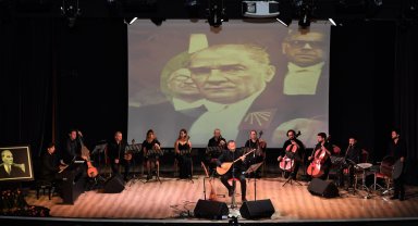 Atatürk, sevdiği şarkılarla anıldı
