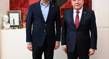 Başkan Böcek'ten CHP Lideri Özel'e ziyaret