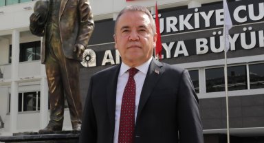 Başkan Muhittin Böcek'in 10 Kasım mesajı