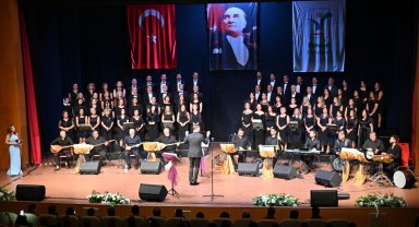 Başöğretmen Mustafa Kemal Atatürk konseri