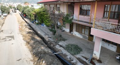 Demre Beymelek'in içme suyu hatları yenileniyor