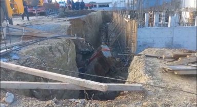 Göçük altında kalan işçi hayatını kaybetti