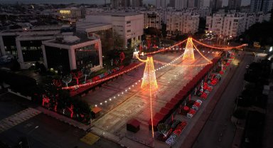 Muratpaşa'da yeni yıl hazırlıkları başladı