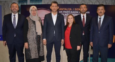 AK Parti Serik Kadın kolları başkanlığına Selda Aslan seçildi