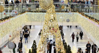 Antalya'ya Noel kutlamaları öncesi turist akını