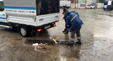 Büyükşehir Belediyesi, 833 personel, 487 araç ile turuncu koda karşı teyakkuzda