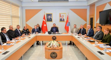Polisten yıl sonu değerlendirme toplantısı