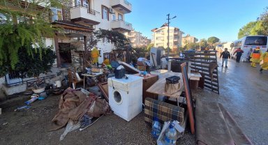Sel sonrası Manavgat'ta hayat normale dönüyor