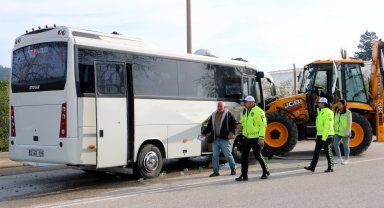 23 kişinin yaralandığı kazada midibüs şoförü tutuklandı