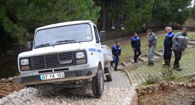 Evin önünden çalındı, parkta bulundu