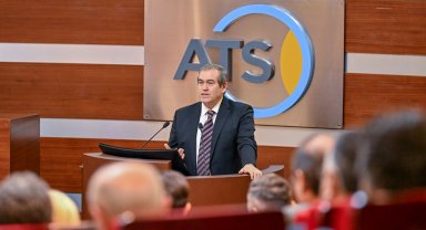 Hacısüleyman: Antalya'da her sektörde istihdam sıkıntısı yaşanıyor