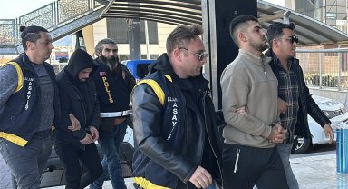 Kıraathanede 1 kişinin öldüğü bıçaklı kavgada 2 şüpheli tutuklandı