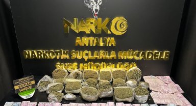 Antalya'da uyuşturucu operasyonu: 33 tutuklu