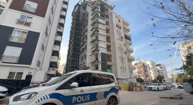 İnşaatın 7'nci katından düşerek öldü