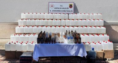 Kepez'de eve sahte alkollü içki baskını