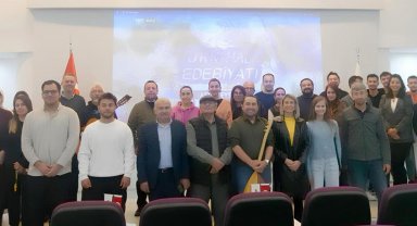 Alanya Üniversitesi Aşık Veysel'i andı