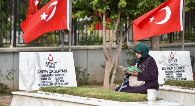 Antalya - Mezarlıklarda buruk bayramlaşma Video eklendi