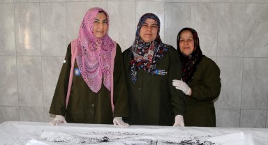 Antalya'nın kadın gassalları mesleklerini anlattı