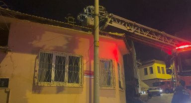 Burdur'da müstakil evde yangın paniği