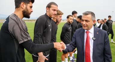 Manavgat Belediyespor'a moral ziyareti