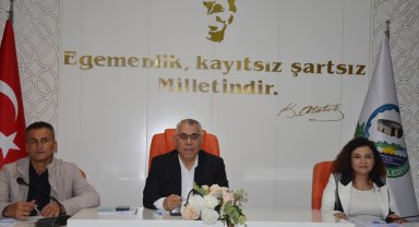 Serik Belediyesi'nde mart meclisi