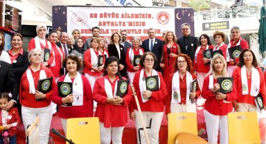 Türkü dolu gece