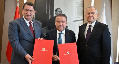 Başkan Böcek ile AESOB arasında işbirliği protokolü