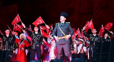 Aspendos'ta Gençlik ve Spor Gösterisi
