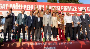 Manavgat'ta başpehlivan Orhan Okulu oldu